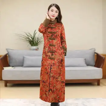 2024 супериорна зимата чонсам удебелена обтегач в китайски стил ретро със средна дължина, в национален стил коледна зимата рокля чонсам