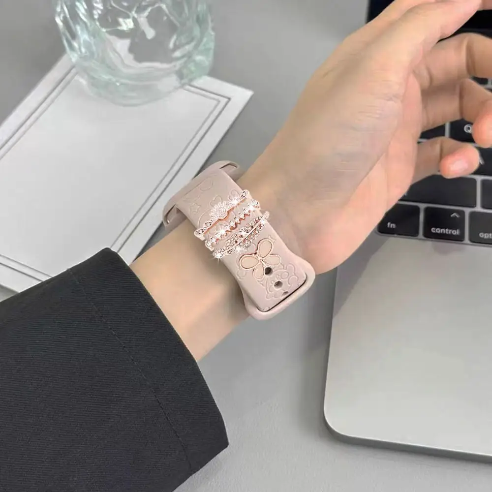 4ШТ Метална каишка за часовник с орнаменти, модерно декоративно пръстен във формата на пеперуда, аксесоари за декоративен каишка за Apple Watch, женски каишка за Apple Watch
