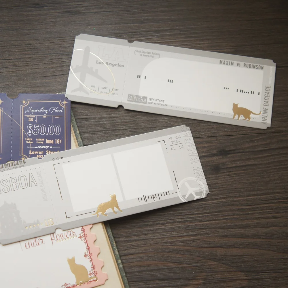 Дизайн самолетен билет с златен котка от 10 листа Крафт-хартия Подарък картичка за съобщения, Scrapbooking, украса на фона на собствените си ръце