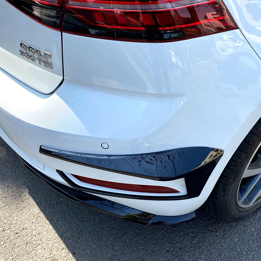 Черно Задна Броня Canards отдушник Покритие против мъгла Фарове покритие за Volkswagen VW Golf MK7.5 R400 2016-2019 Аксесоари За Обратно Сплитер
