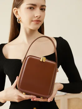 Дамска чанта 2024 Нова чанта Дамска мода Естествена кожа Лека луксозна чанта през рамото си Ръка Малка чанта на едно рамо 2023