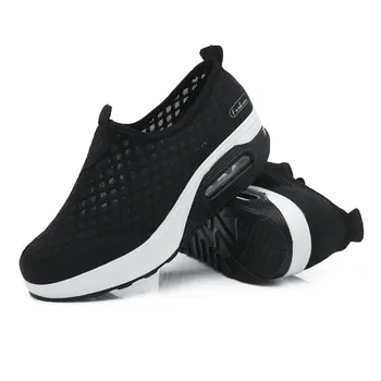 Дамски Ежедневни спортни обувки на въздушна възглавница, Лятна мода 2022 година, Леки и Удобни Дишащи Меш маратонки, Дамски обувки на танкетке и платформа.