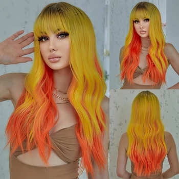 Дълга къдрава оранжево-жълти синтетични перуки с дълъг бретон, cosplay за жени, страна с дълбока вълна, защита от топлина естествена коса.