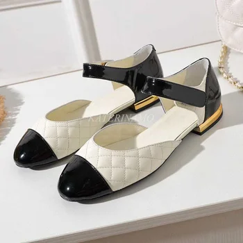 Маркови дамски Сандали от естествена кожа Модни обувки с катарама и каишка Ежедневни обувки на плоска подметка с каишка на щиколотке 2023 Луксозен Дизайнерски обувки с кръгло бомбе Mujer
