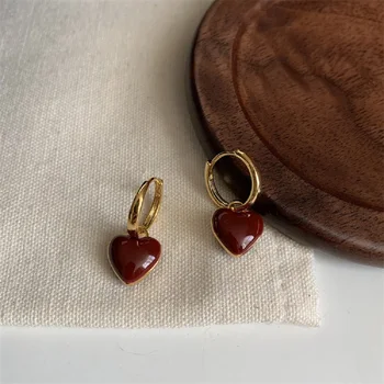 Метални обеци с формата на червено сърце, златни обръчи от неръждаема стомана, подвижни нитове за жени, модни бижута, дамски официални обеци
