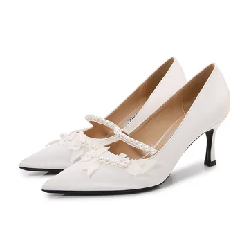 Размер 33-41 Дамски обувки-лодка на висок ток 2023 Нови Сватбени обувки на висок ток с остър пръсти от бели перли Сватбена сатенени обувки