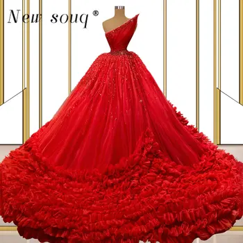 Червено луксозно пищни бална рокля Вечерни рокли с дълъг влак Прекрасни женски сватбени рокли с пайети и мъниста накъдрен