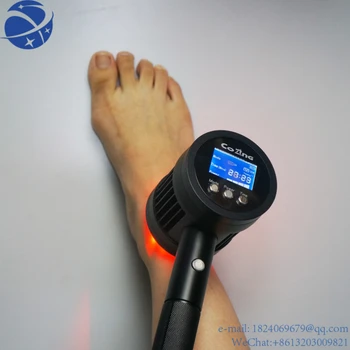 Юн YiNew Червен студен лазер за комбинирана акупунктура Устройство за облекчаване на болката Ишиас Лазерни терапевтични